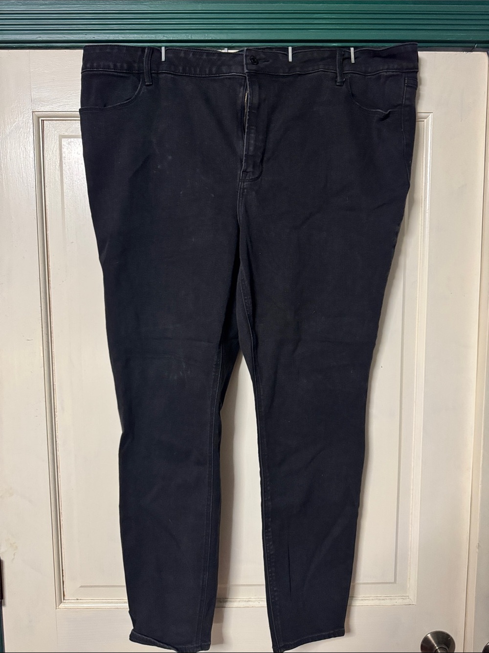 Old Navy Women's Super Skinny Jeans in Black